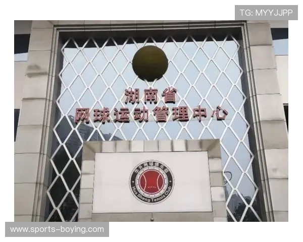 华体育官网下载入口,快速下载安装体育赛事直播软件,享受高清赛事体验 华体育官网下载入口,快速下载安装体育赛事直播软件,享受高清赛事体验